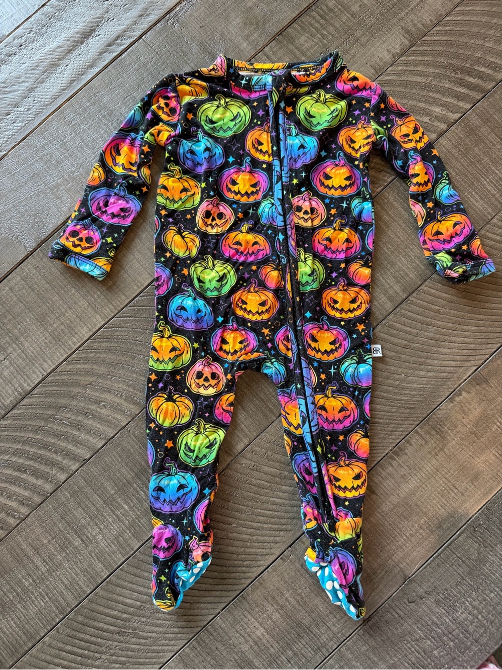Bums & Roses Glow Hard or Glow Home Halloween Footies